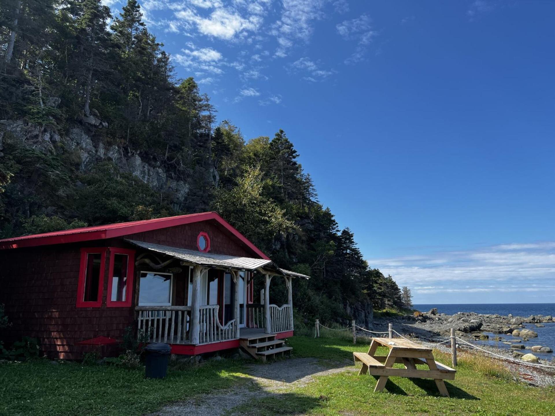Auberge Festive Sea Shack Sainte Anne-des-Chênes Exterior foto